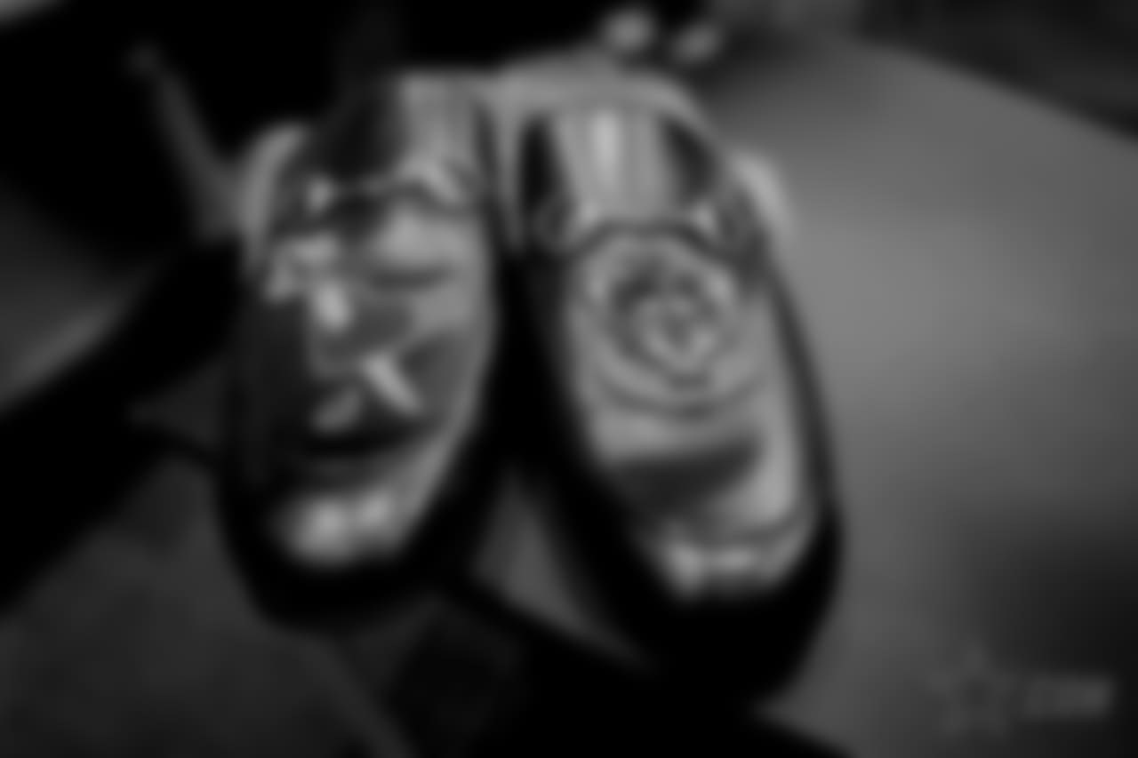 20171119_dal_tacos_shoes_selects_jj57571.jpg