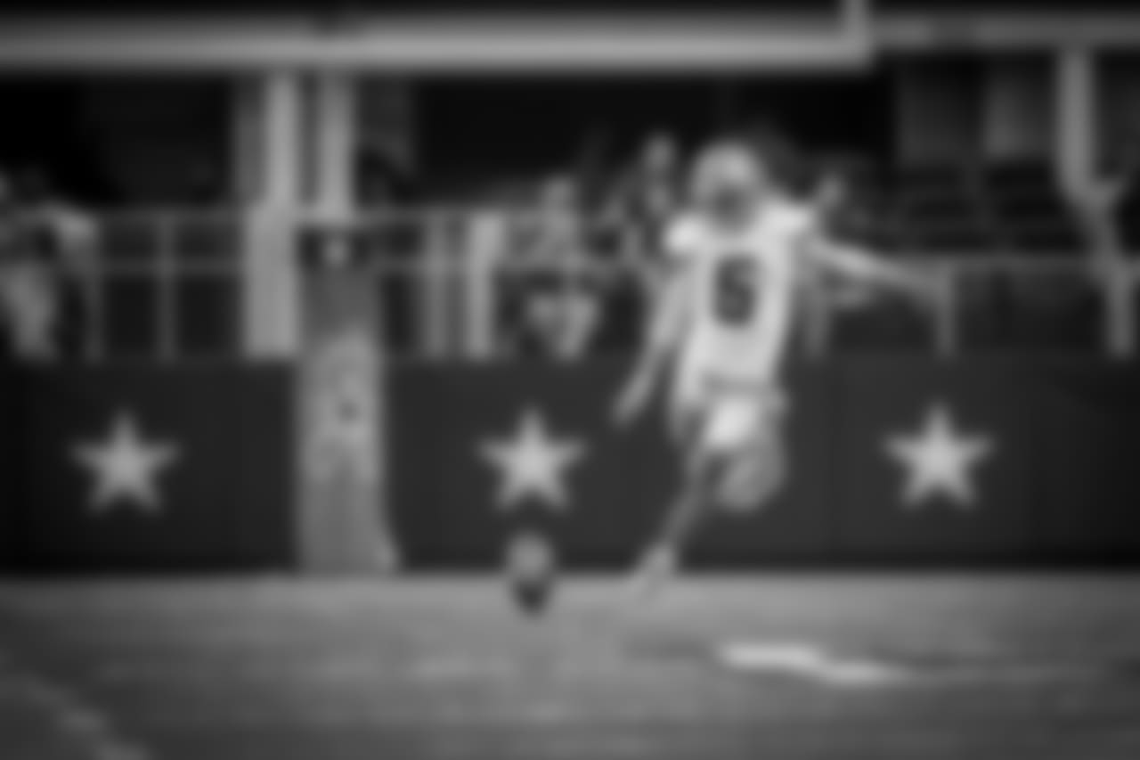 20161009_dal_vs_cin_dan_bailey_selects_jj1975.jpg