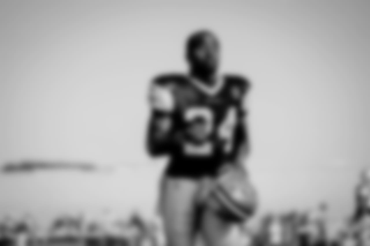 20180806_Training_Camp_Chidobe Awuzie_Selects_JJ_005911
