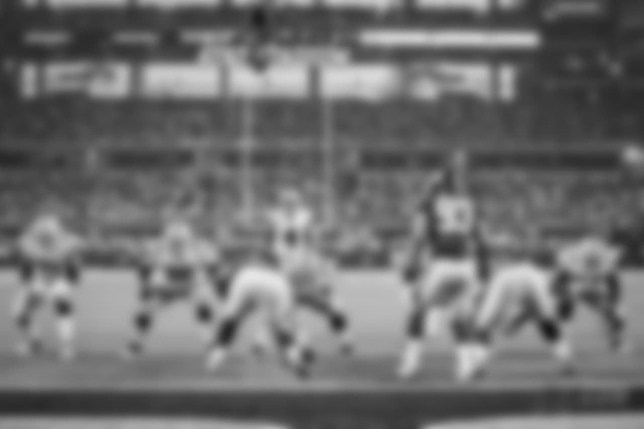 10 September 2017: Offense with Tyron Smith (77), Chaz Green (79), Travis Frederick (72), Zack Martin (70) and La'el Collins (71), Jason Witten (82), Dak Prescott (4), Ezekiel Elliott (21)
of the Dallas Cowboys during their NFL week 1 regular season 19-3 win over the New York Giants at AT&T Stadium in Arlington, Texas. Photo by James D. Smith/Dallas Cowboys