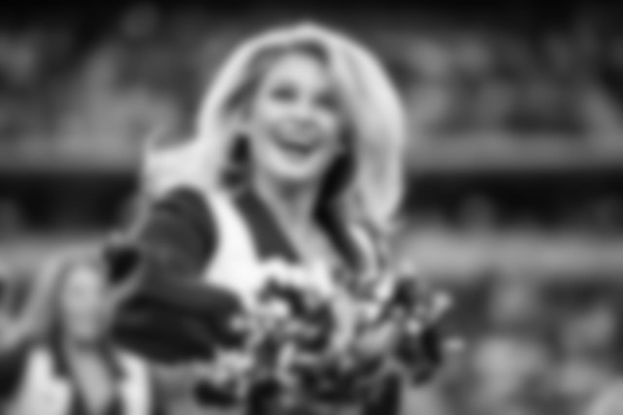 20171123_dal_cheer_-pk-144.jpg