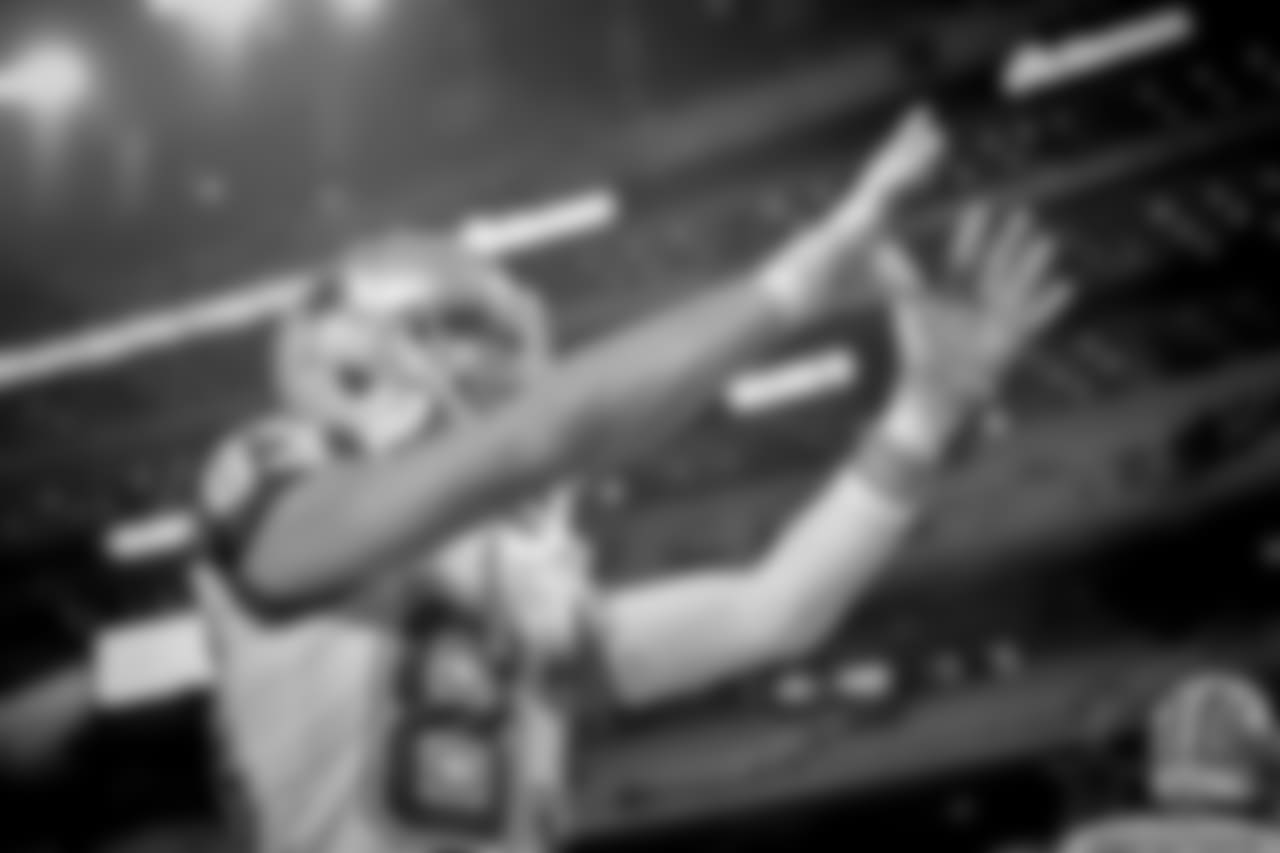 20171130_terrance_williams_selects_jj61884.jpg