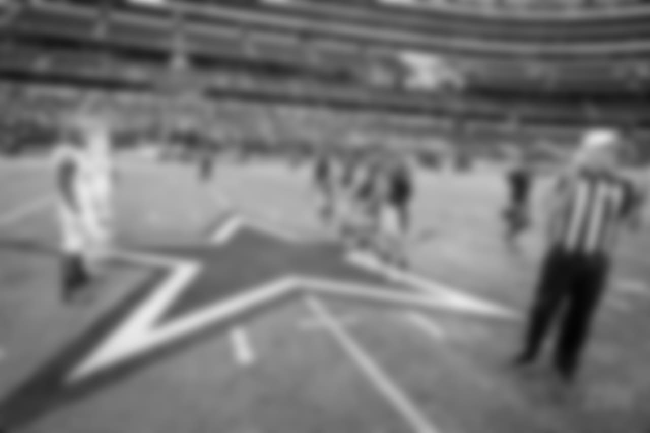 24 November 2017: Views of the Highland Park Scots (blue jerseys) 73-20 win over the McKinney North Bulldogs (white jerseys) in the Texas Class 5A Division I Region 2 Area Championship football playoff at AT&T Stadium in Arlington, Texas. Photo by James D. Smith/Dallas Cowboys