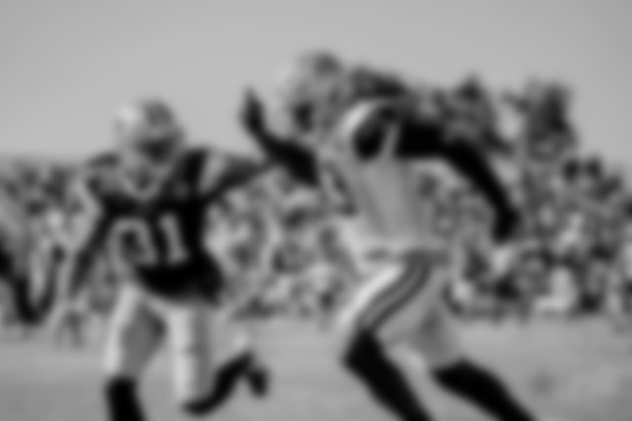 20180805_Training Camp_Blue-White_Byron Jones_Michael Gallup_Selects_JJ_004492