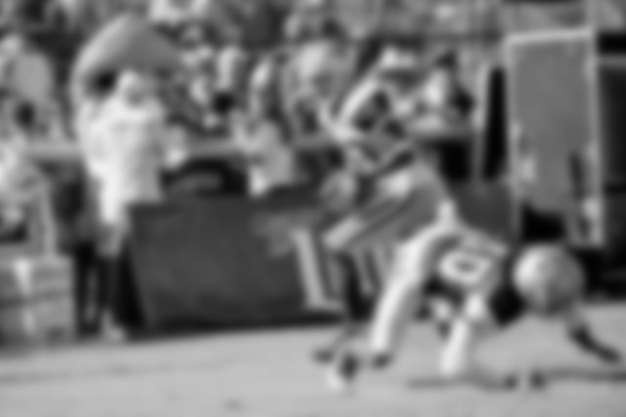 20180805_Training Camp_Blue-White_Tavon Austin_Selects_JJ_004455