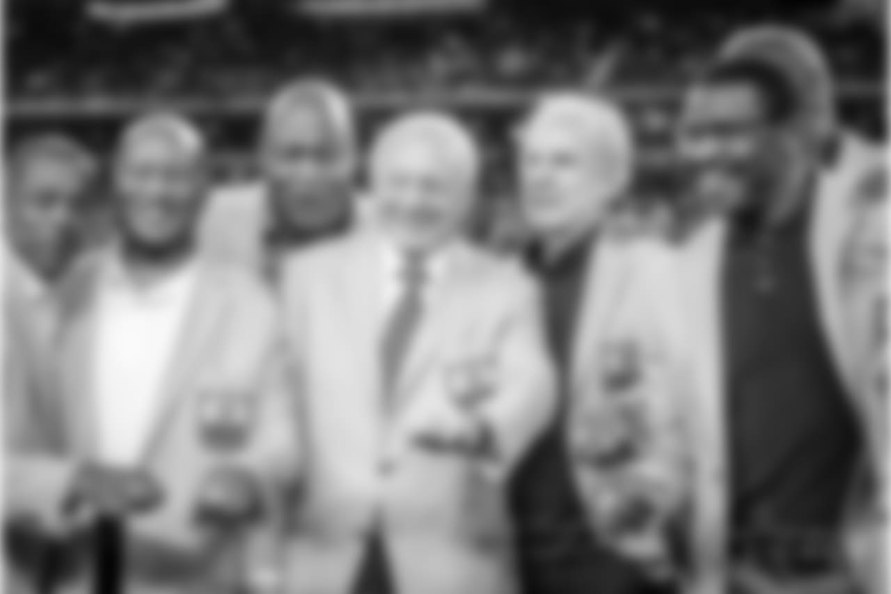 20171119_dal_jerryjones_-pk-280.jpg