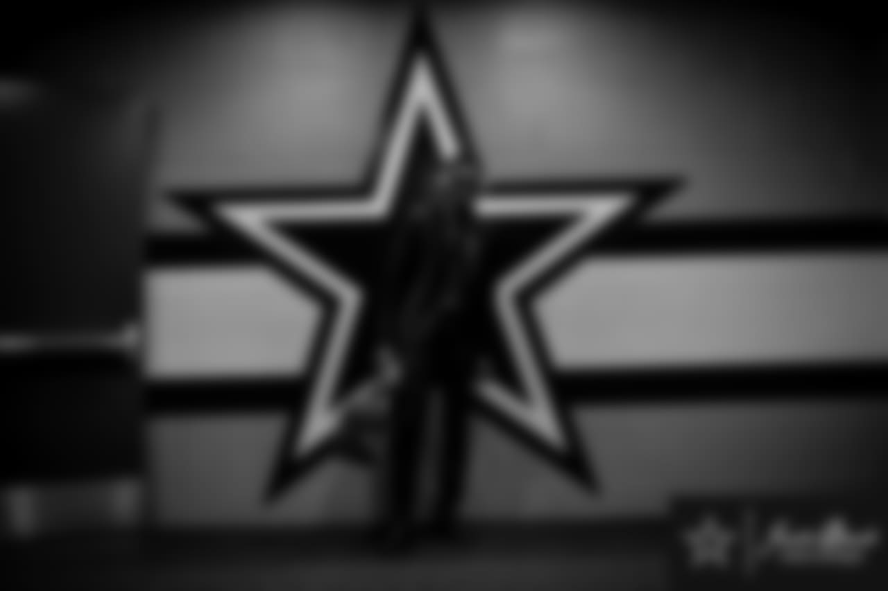 20170819_dal_brice_butler_selects_jj34228.jpg