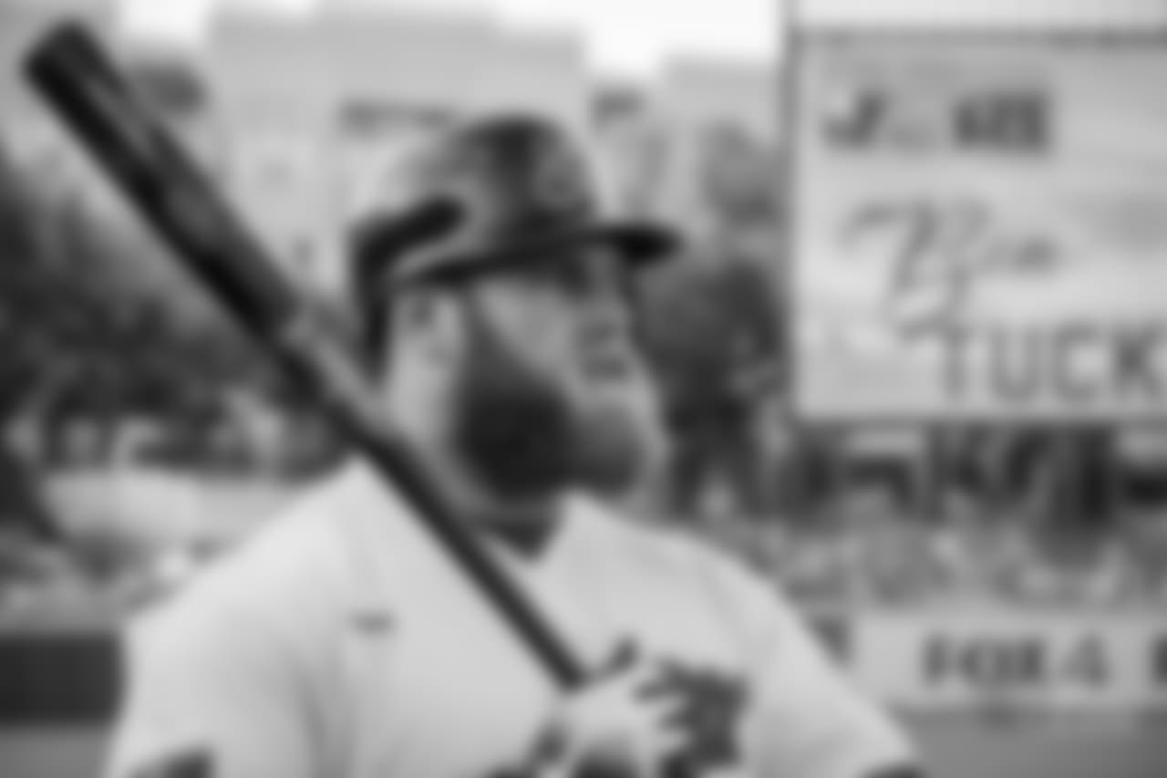 Heroes-Baseball-50