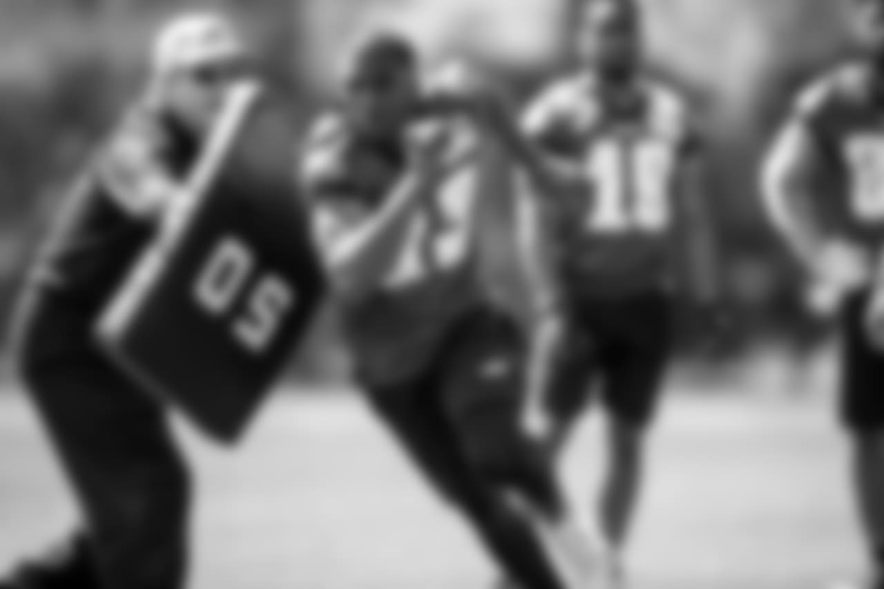 WR Nelson Agholor.