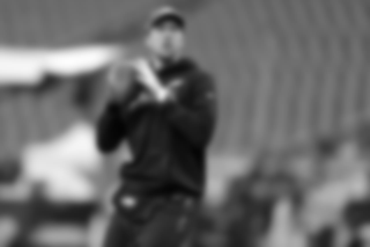 QB Nick Foles