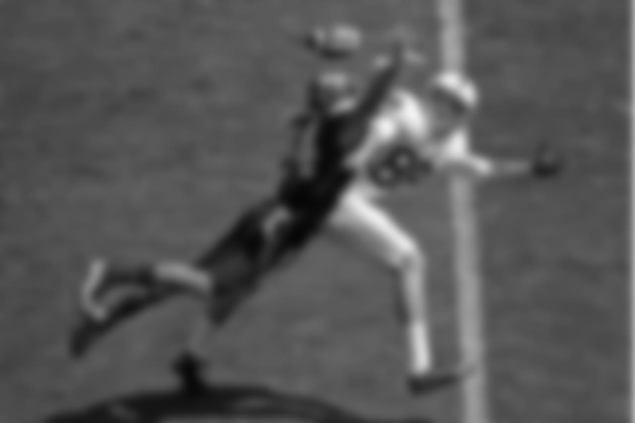 Avonte Maddox had eight career interceptions during his time at Pitt.
