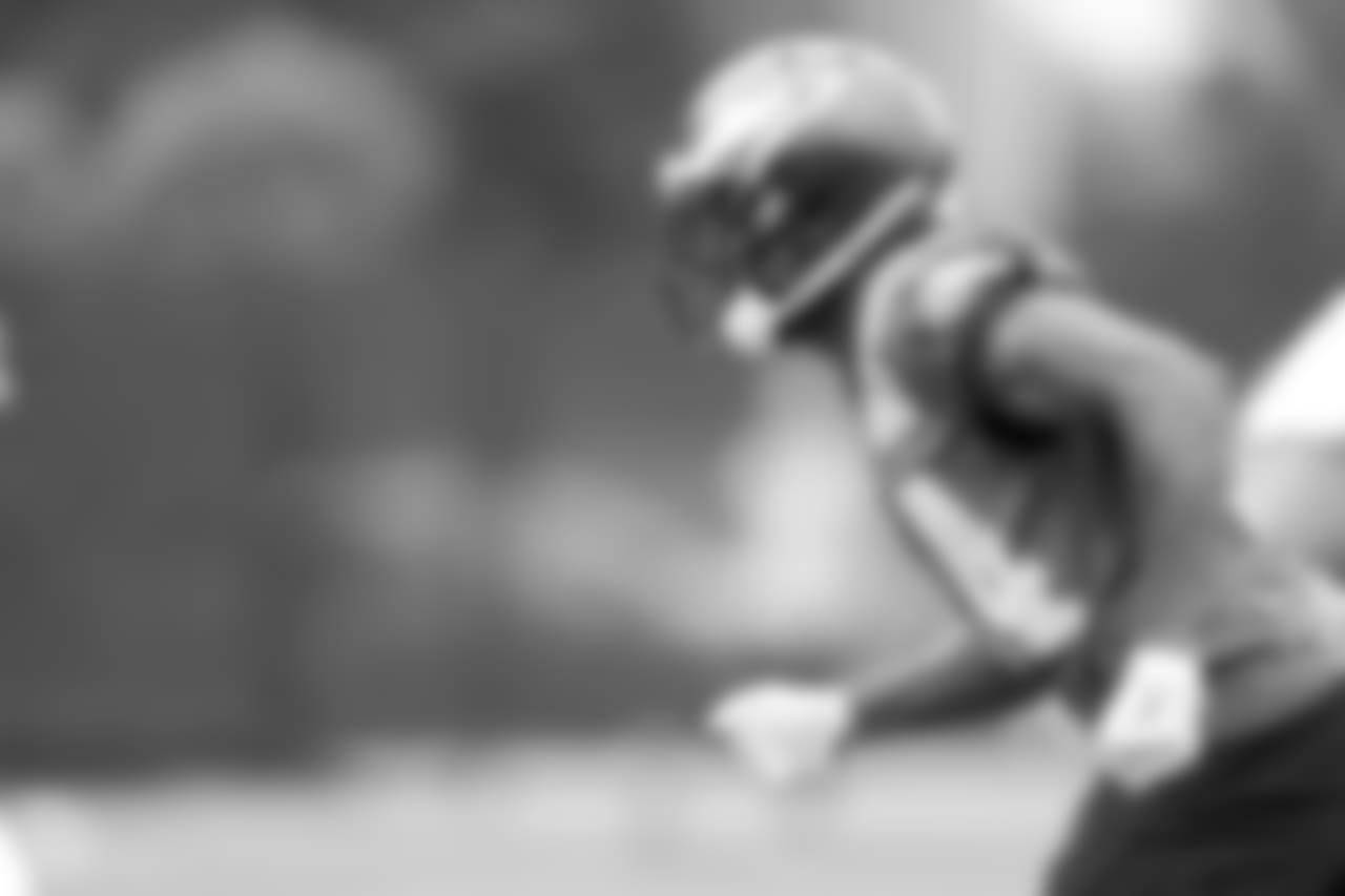 WR Mike Wallace.