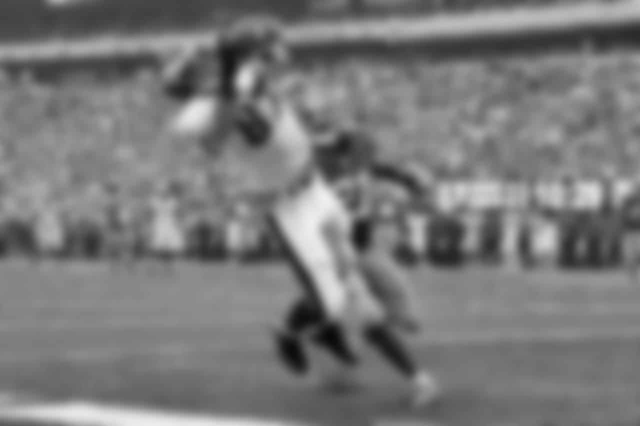 In 2011, Celek ranked tied for first on the team in receiving touchdowns (5), second in receptions (62) and third in yards (811)