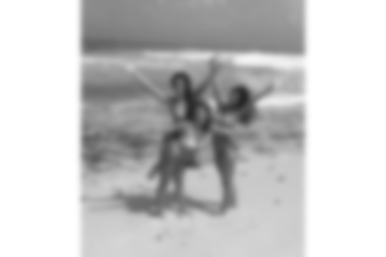 Cat, Janel and Stephanie have some fun in the sun