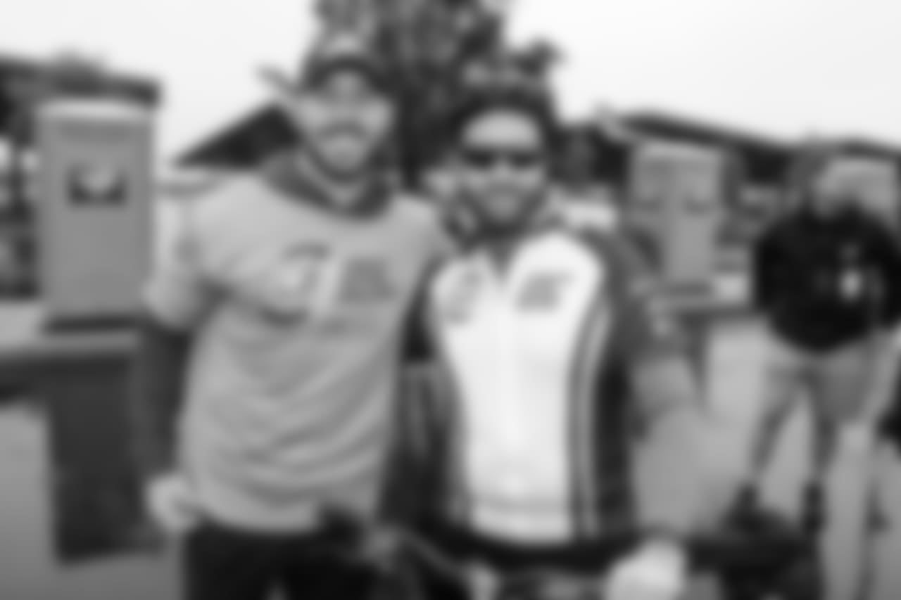 Chris Maragos meeting riders