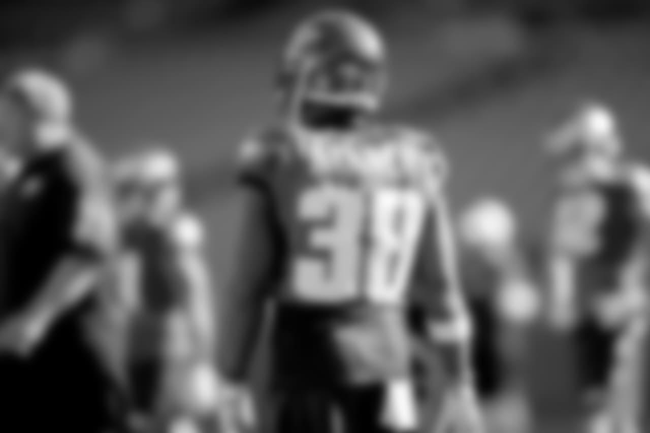 RB Kenjon Barner