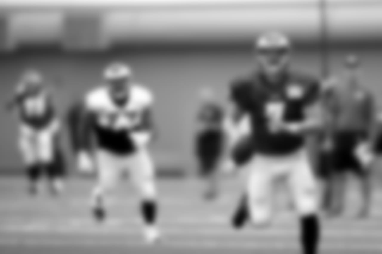 QB Dane Evans