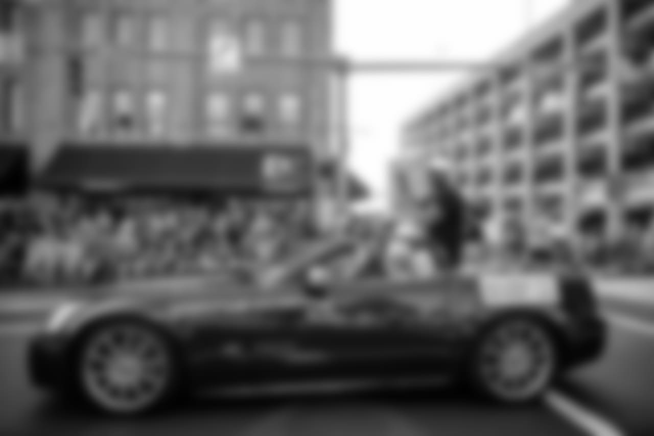 Brian Dawkins enjoying the parade