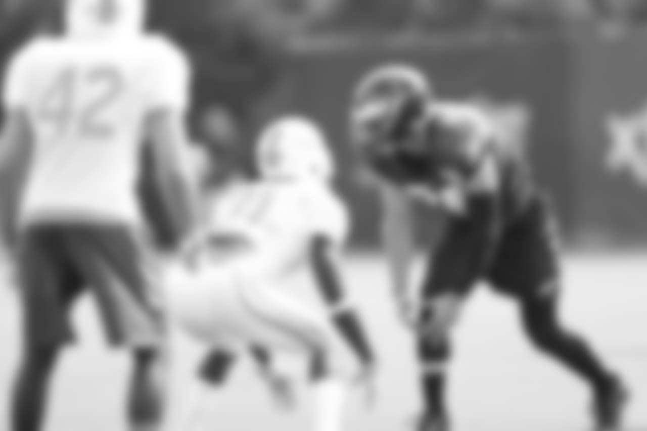TE Zach Ertz