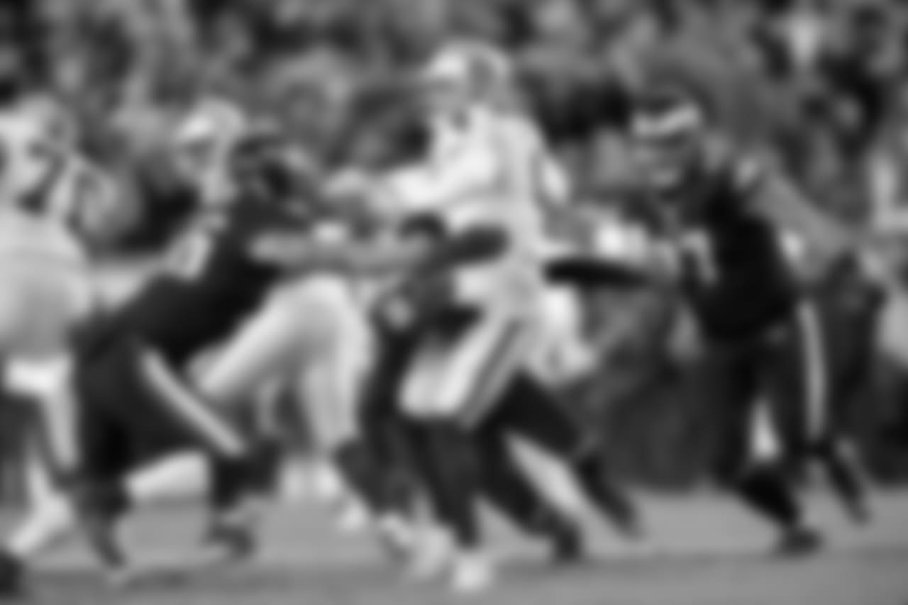 DE Chris Long