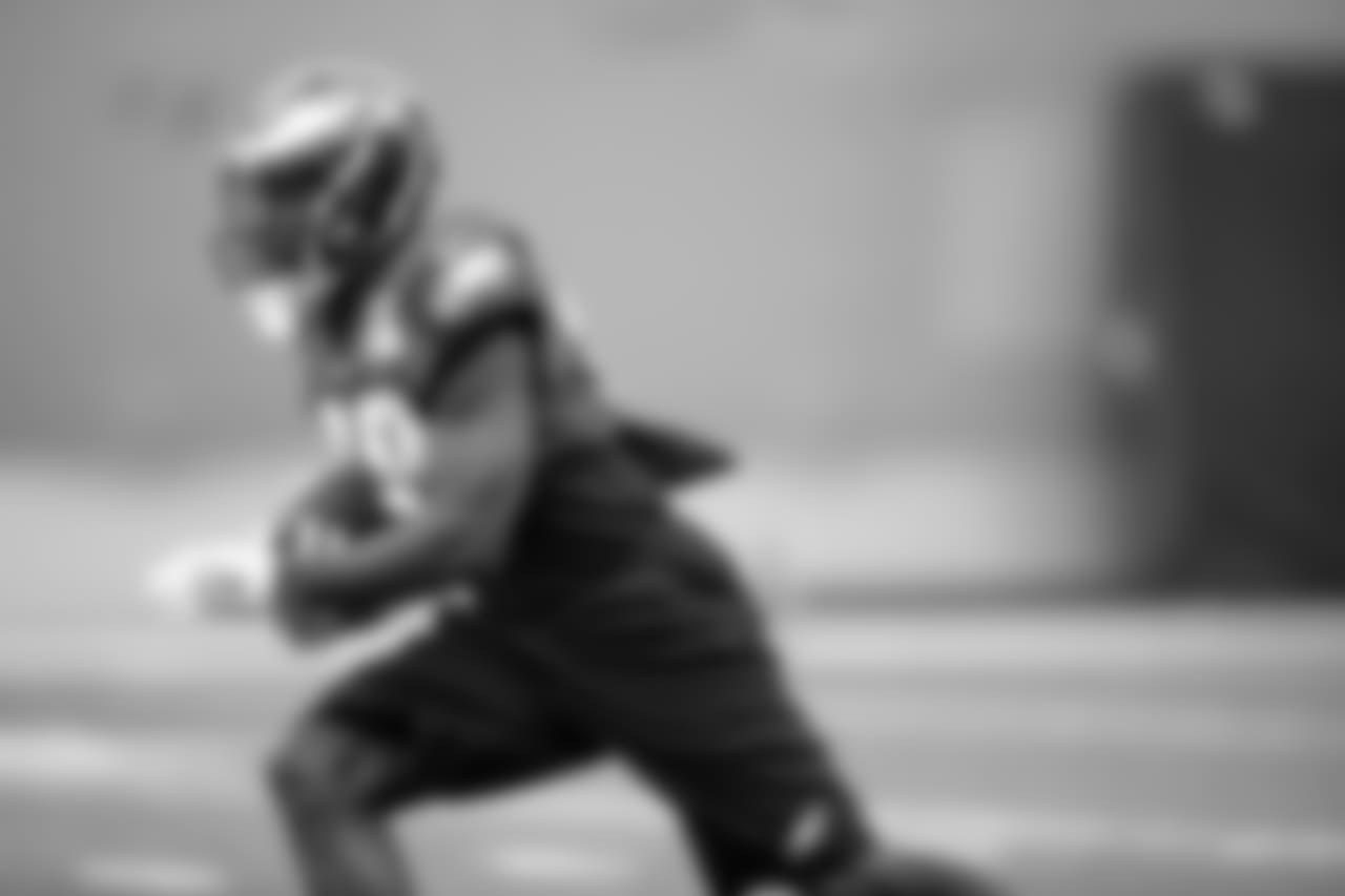 RB Kenjon Barner