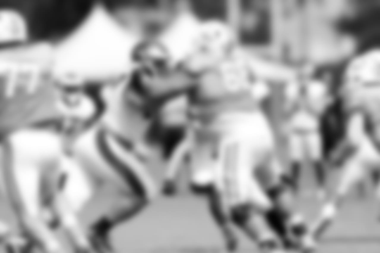 DT Destiny Vaeao and G Isaac Asiata
