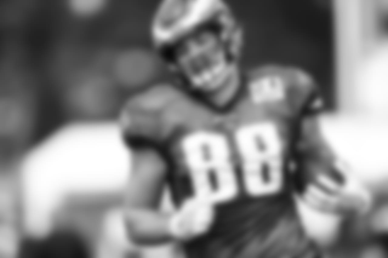 TE Dallas Goedert