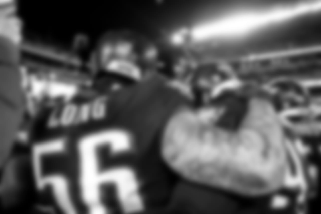 DE Chris Long