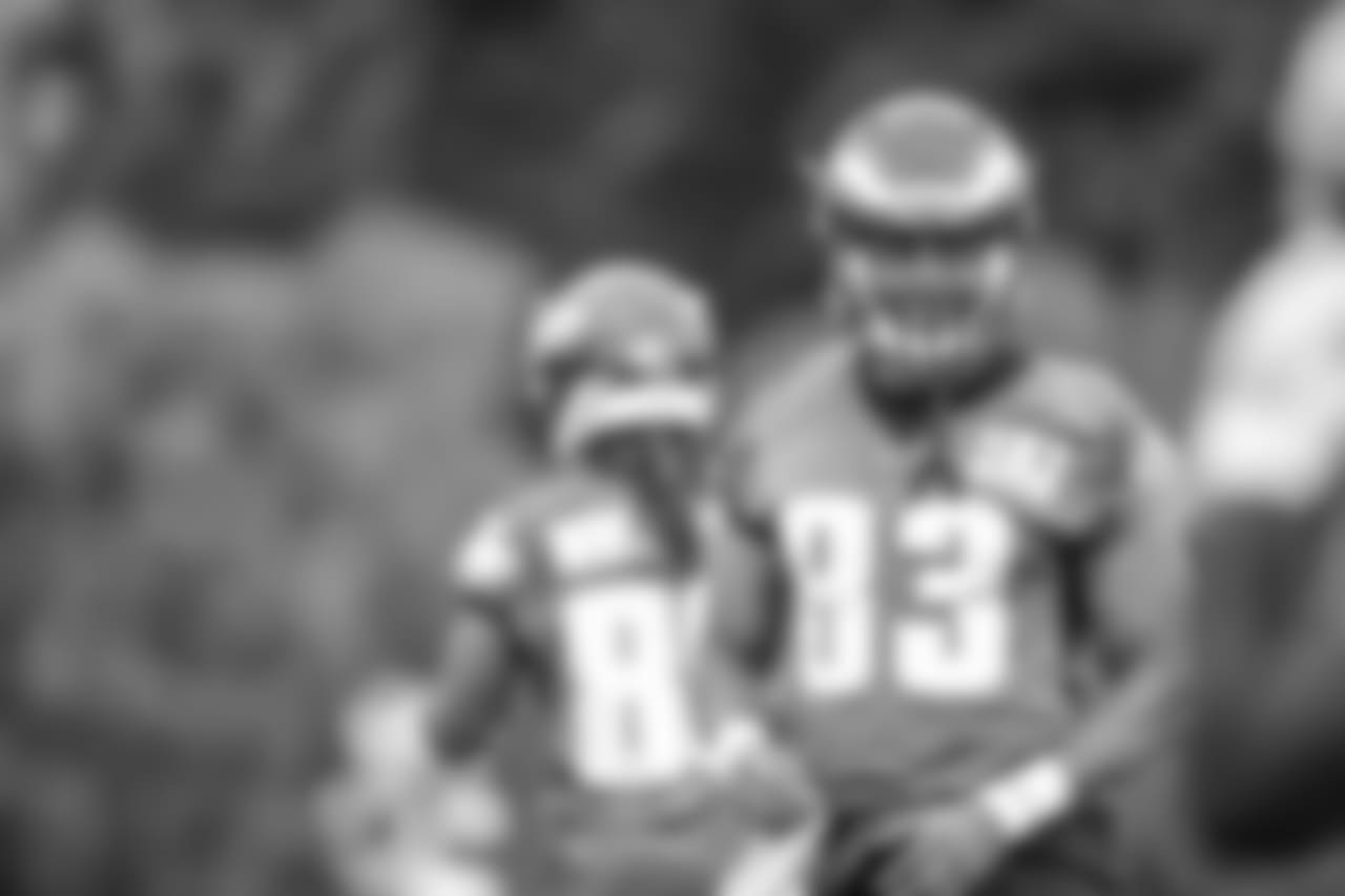 TE Joshua Perkins