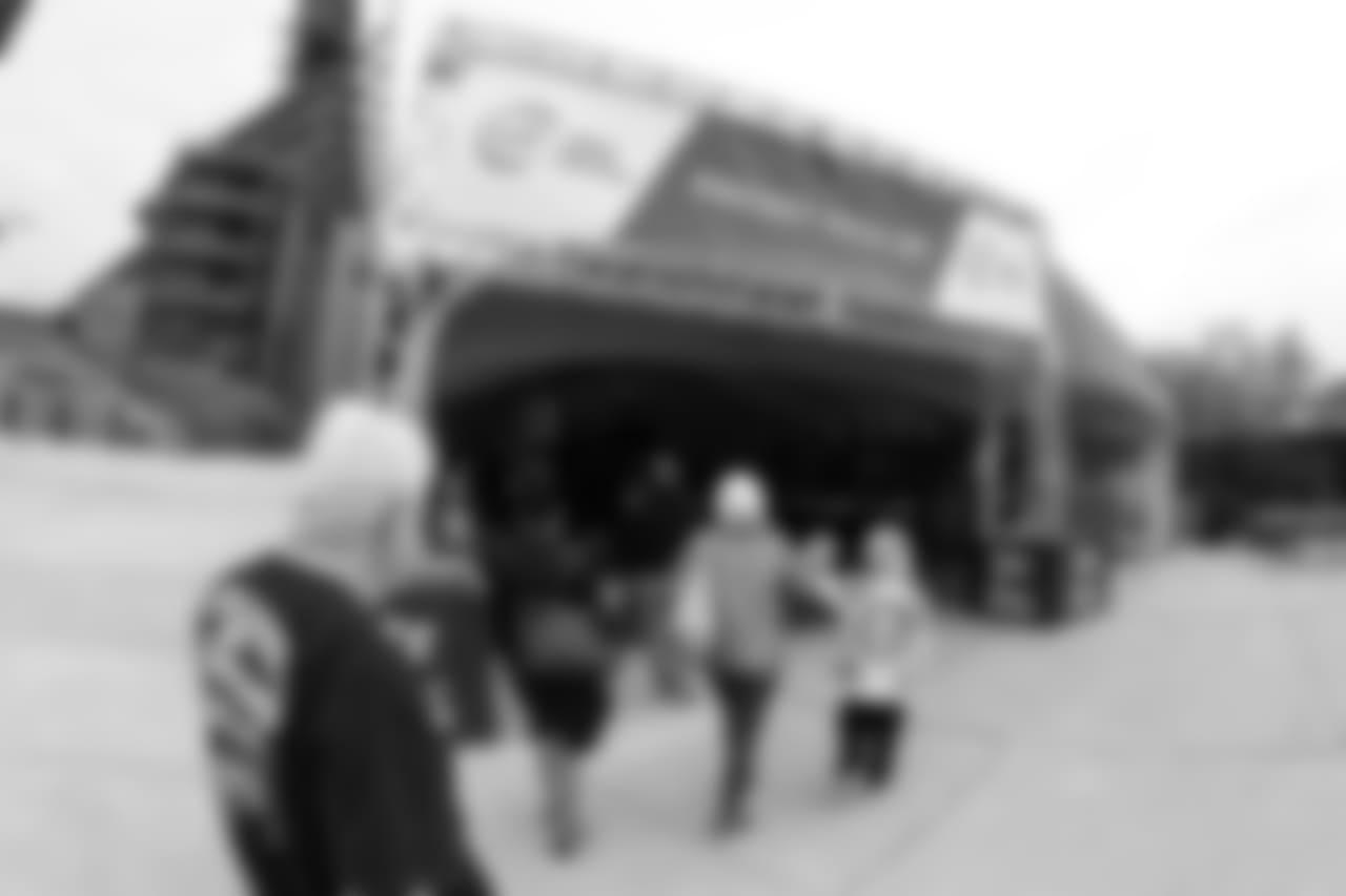 Packet pickup at Lincoln Financial Field