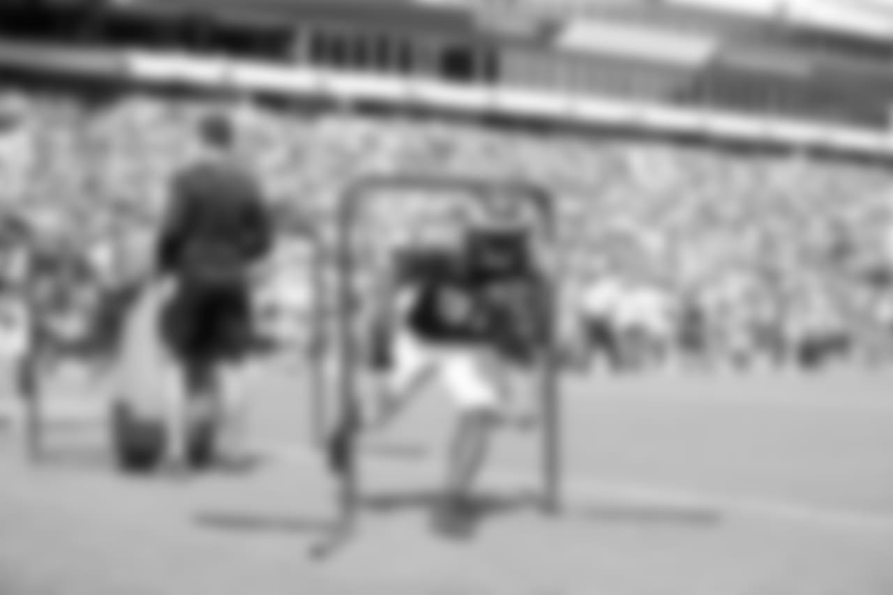 RB Byron Marshall