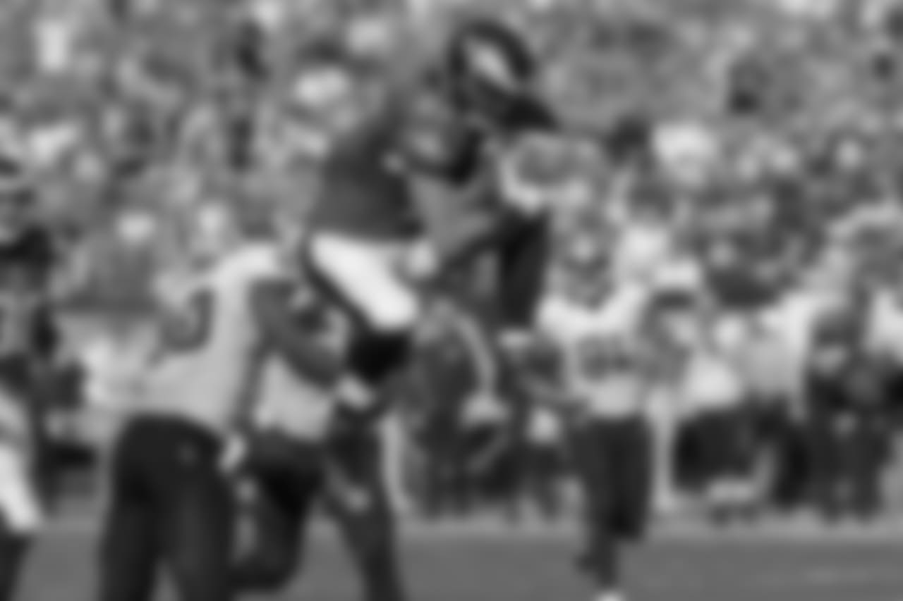 In his rookie season, Celek set a career-high in yards (50) against Dallas