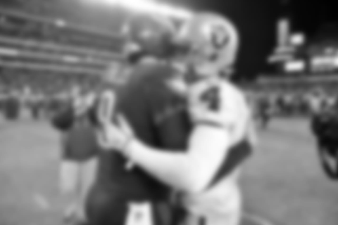 QB Nick Foles