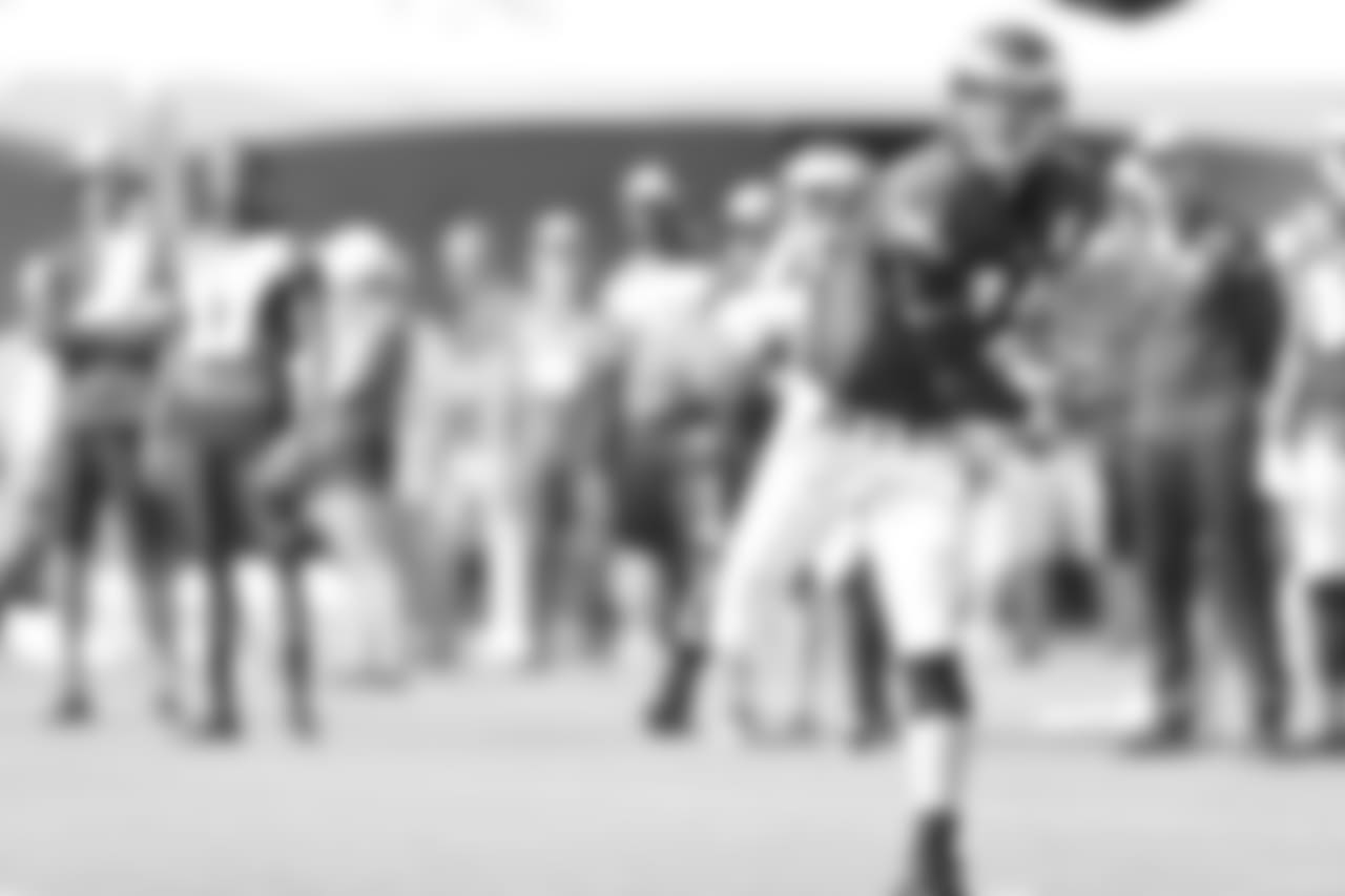 QB Carson Wentz