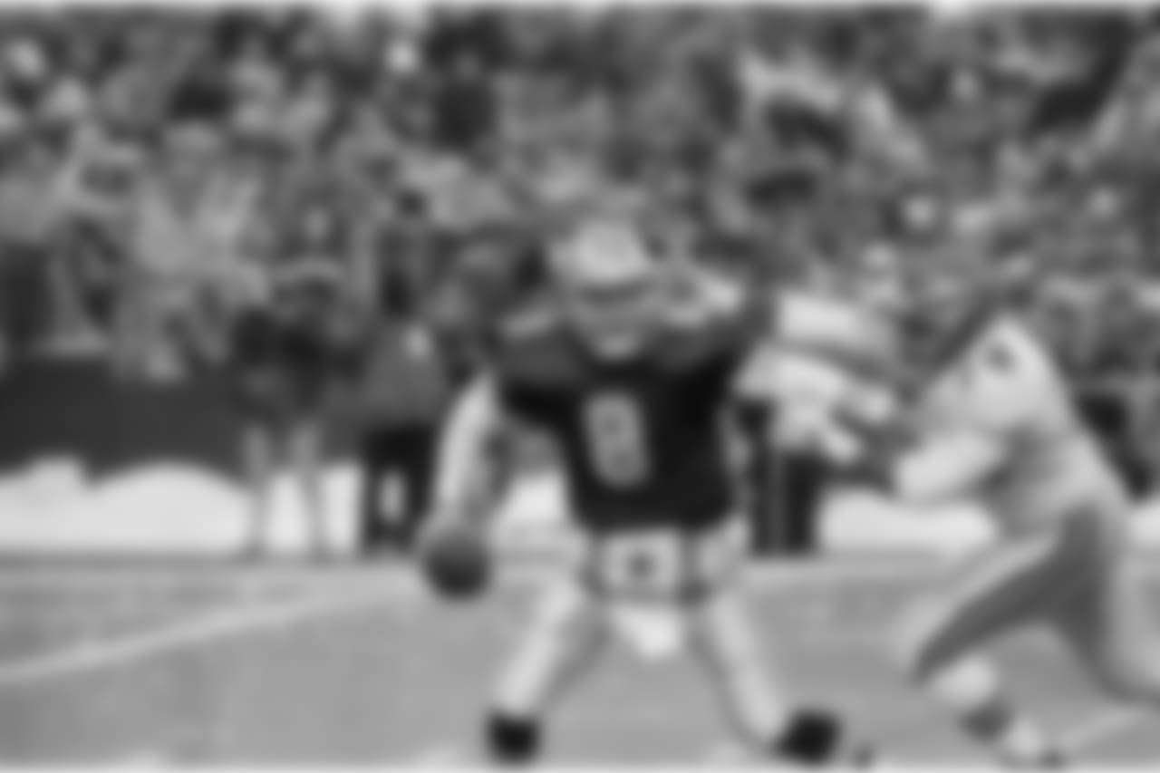 Putting pressure on Troy Aikman in 1989.