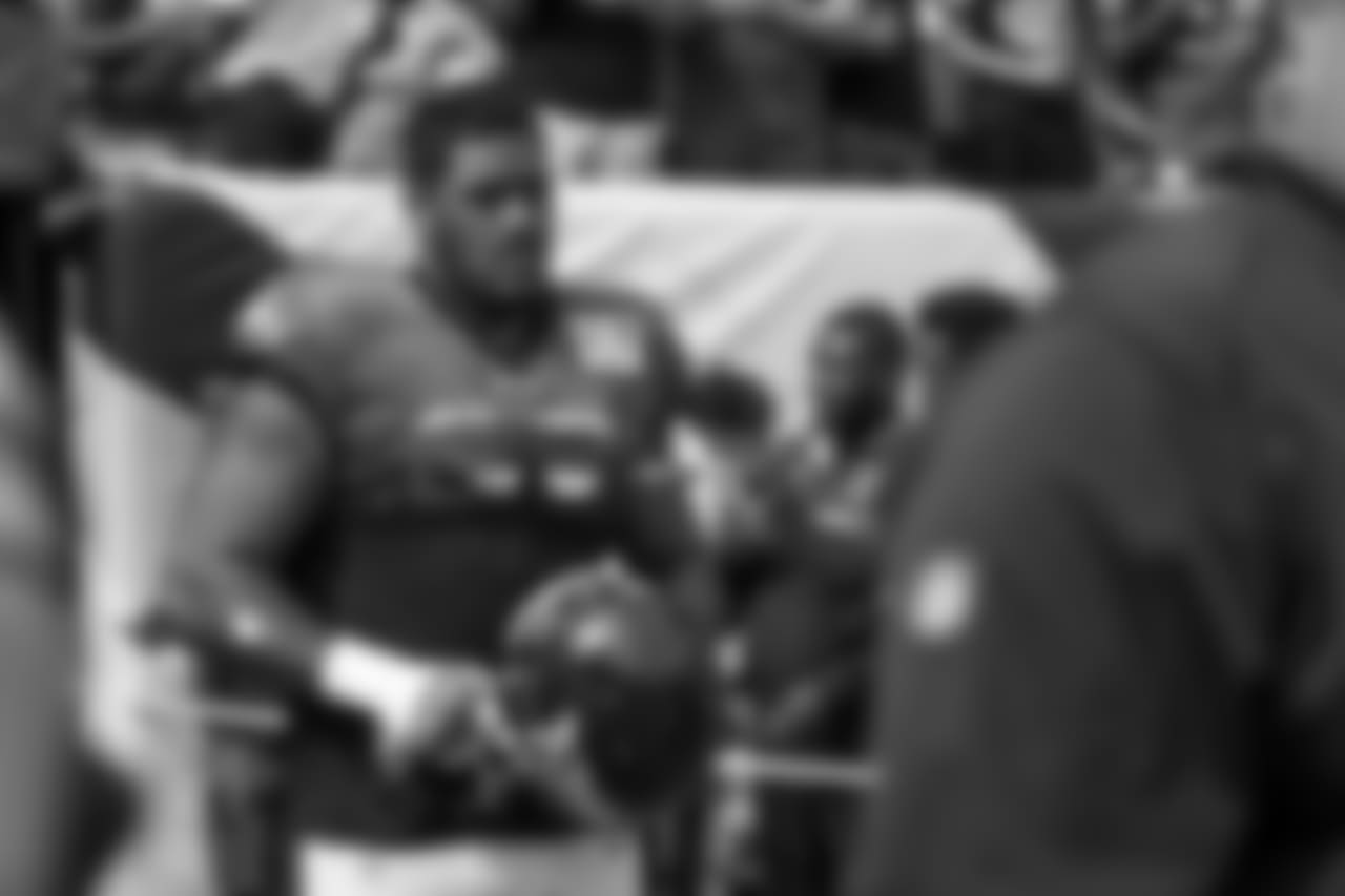 OL Jordan Mailata