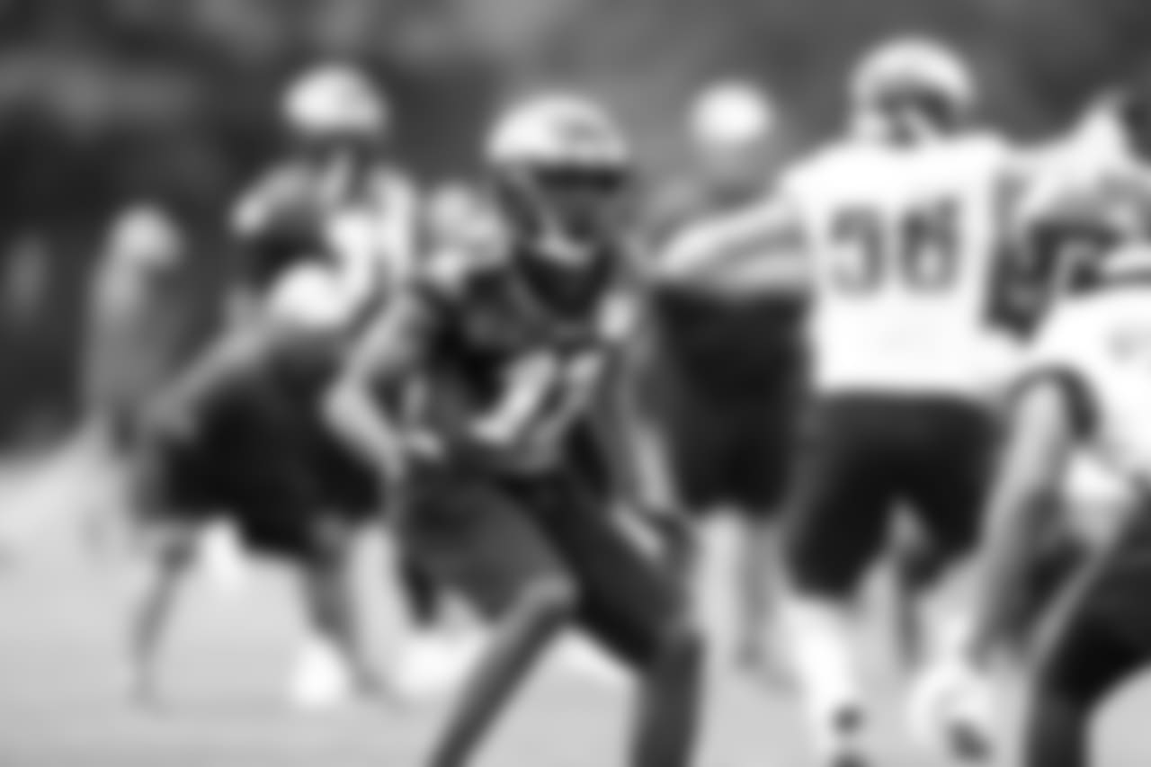 WR Nelson Agholor.