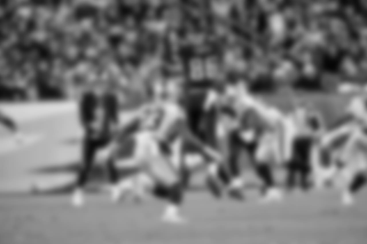 TE Zach Ertz