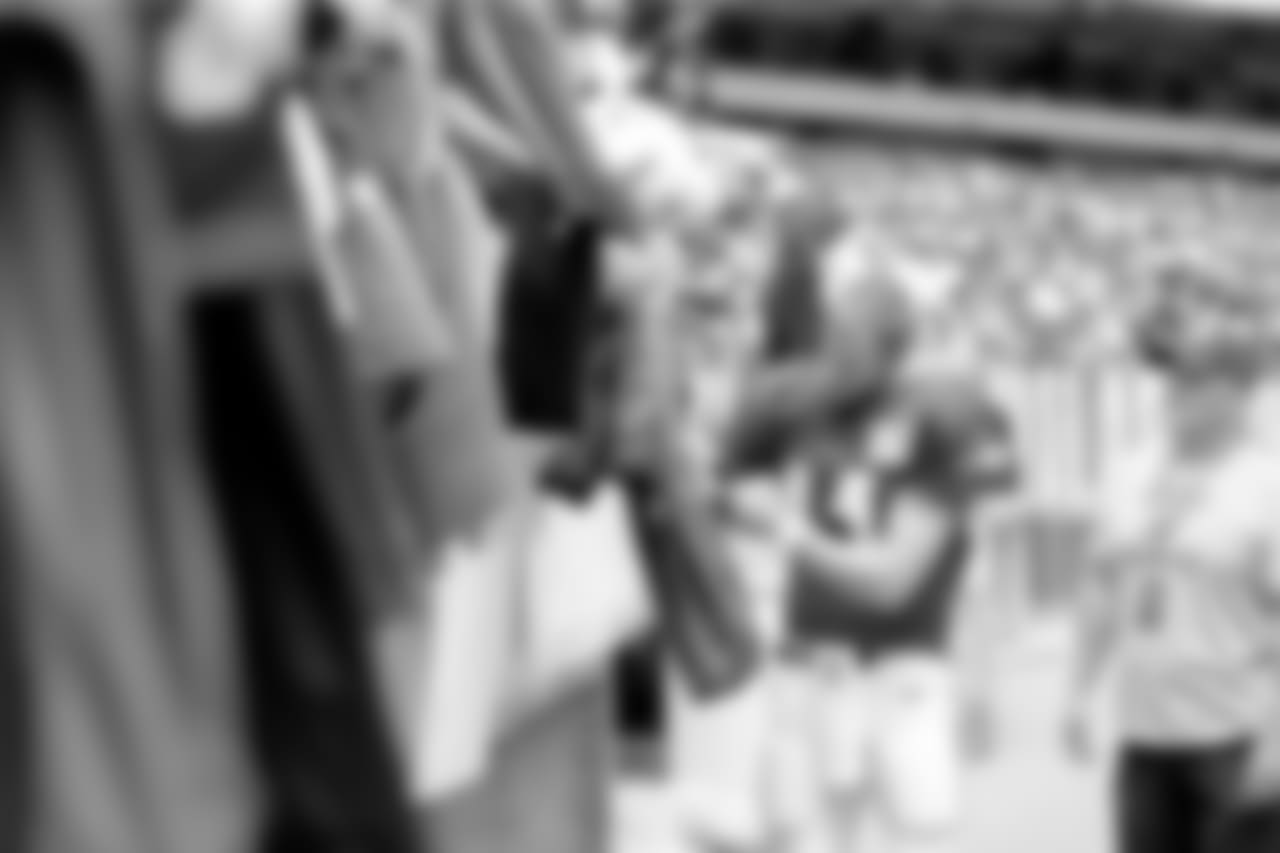 QB Carson Wentz