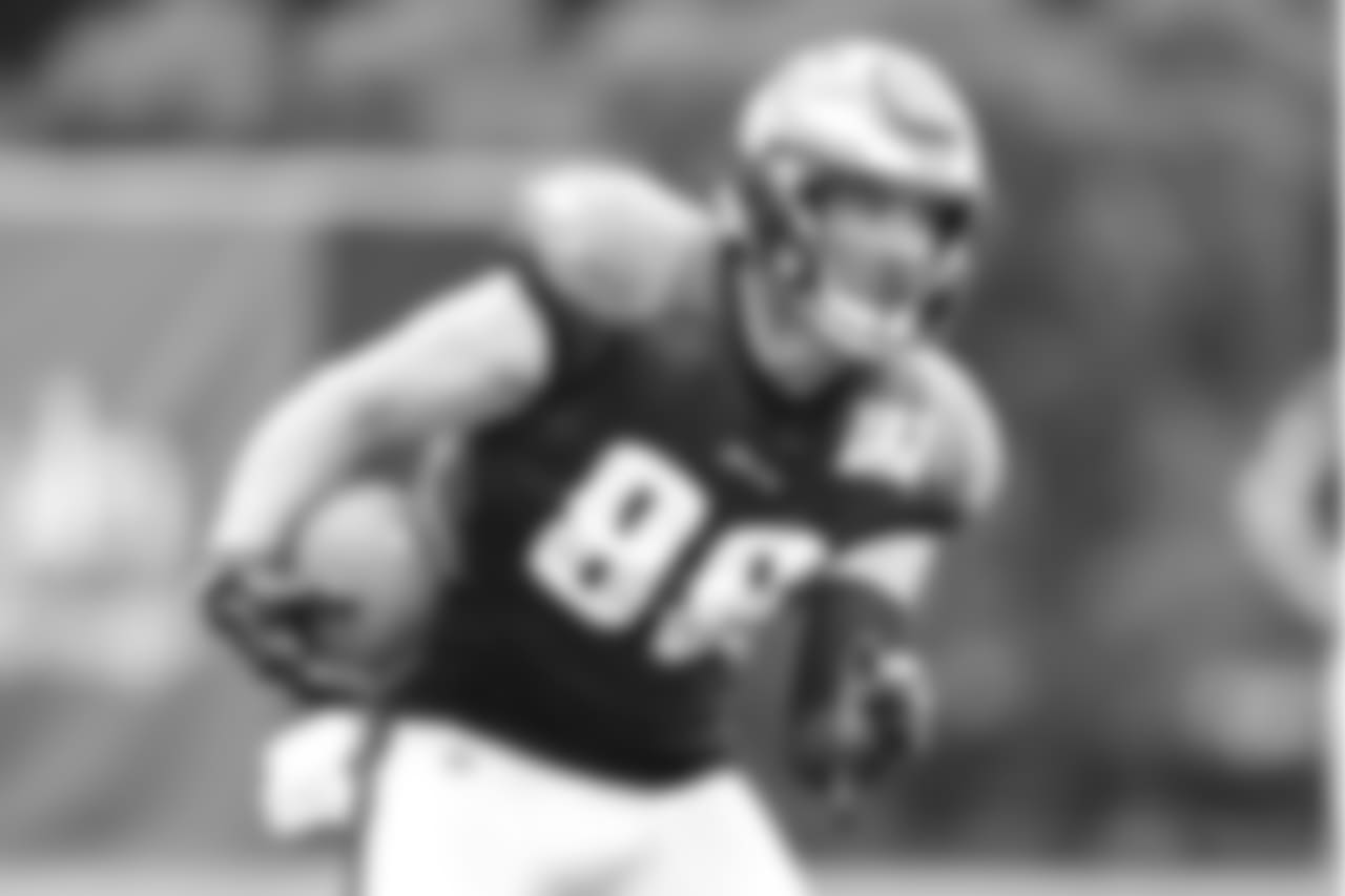 TE Zach Ertz