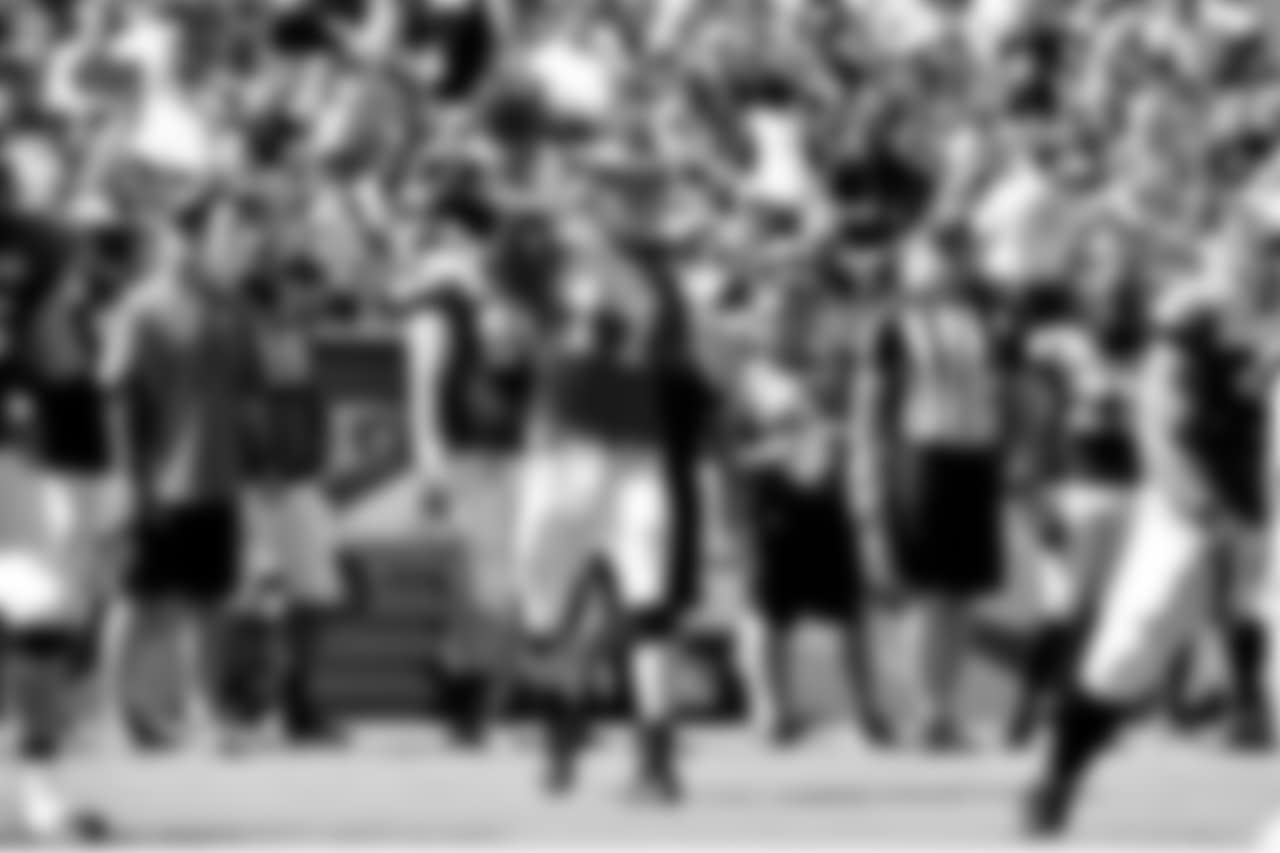 QB Carson Wentz
