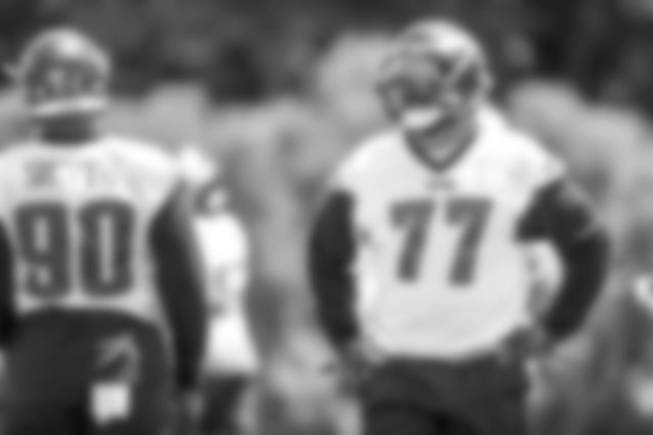 DE Michael Bennett