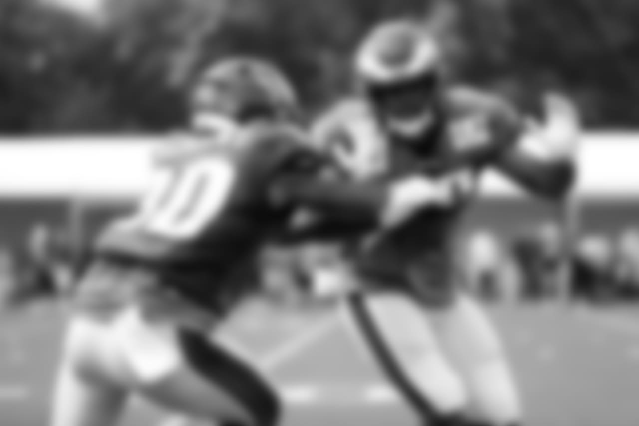 Corey Clement taking part in a blocking drill