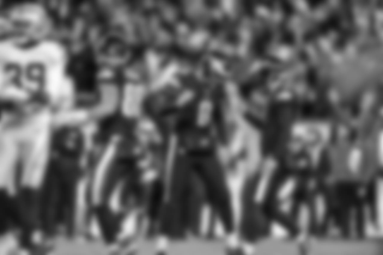 P Donnie Jones and K Jake Elliott
