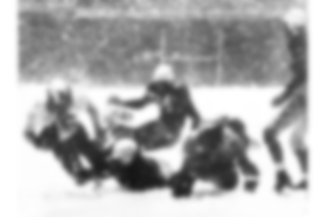 Al Wistert was one of the linemen who paved the way for Steve Van Buren's touchdown run in the 1948 NFL Championship, the only points scored in the game