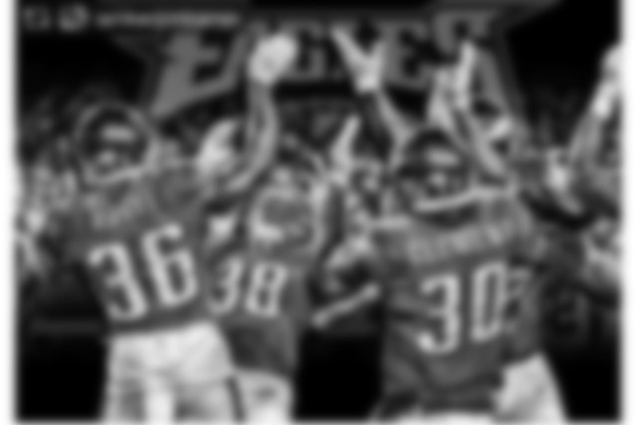 "Go time fellas time to put on again for the home team! #wholethang" - Kenjon Barner