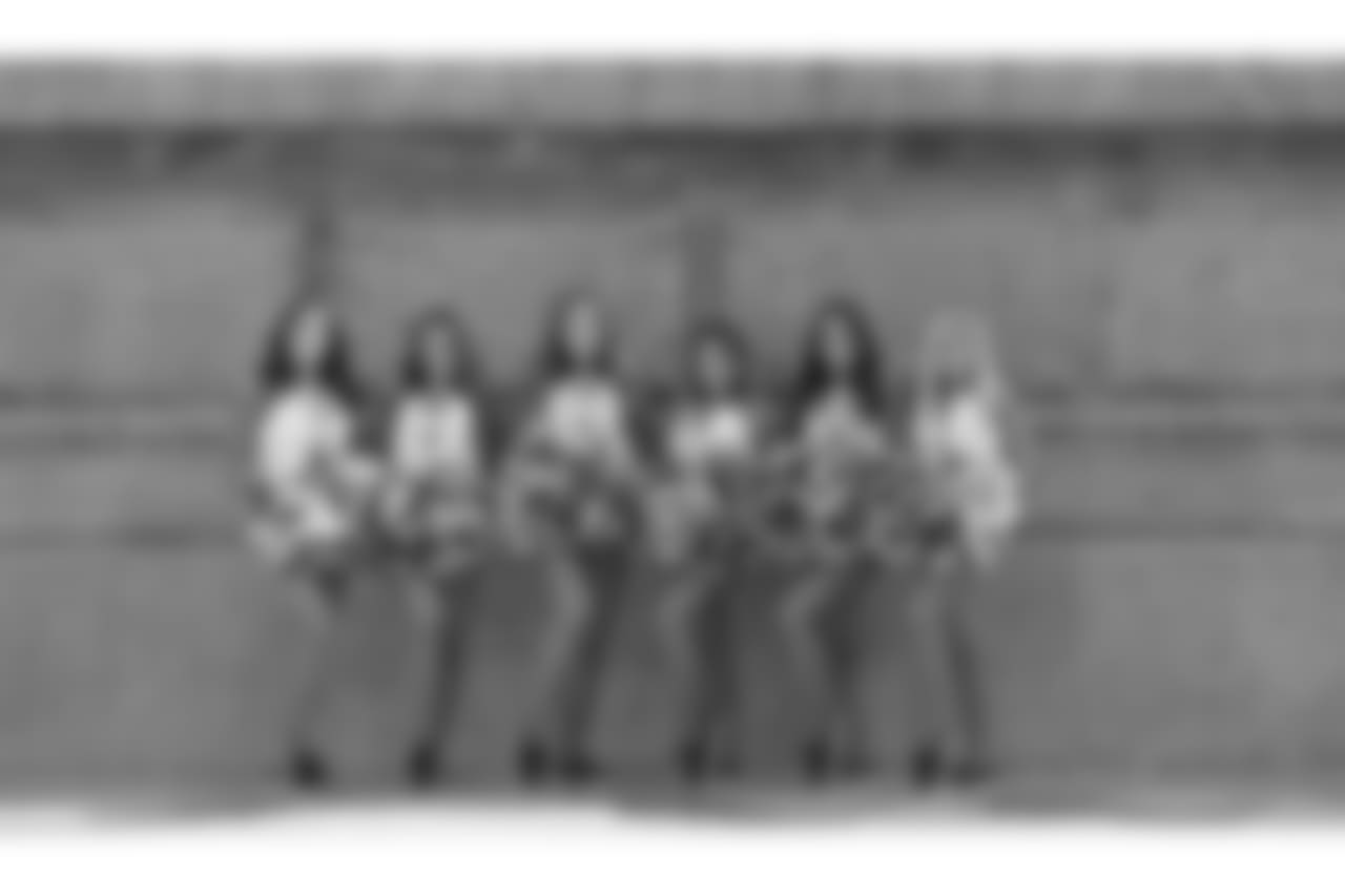 Snow, Deonna, Christine, Amanda Grace, Rachel and Ally before heading to their performance