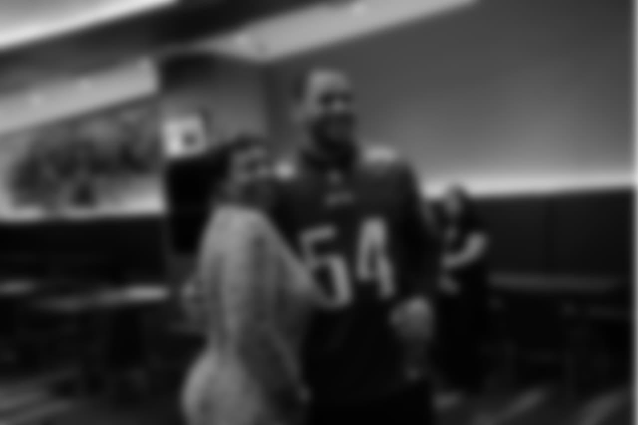 The players took lots of pictures with the Eagles Care Summit attendees.