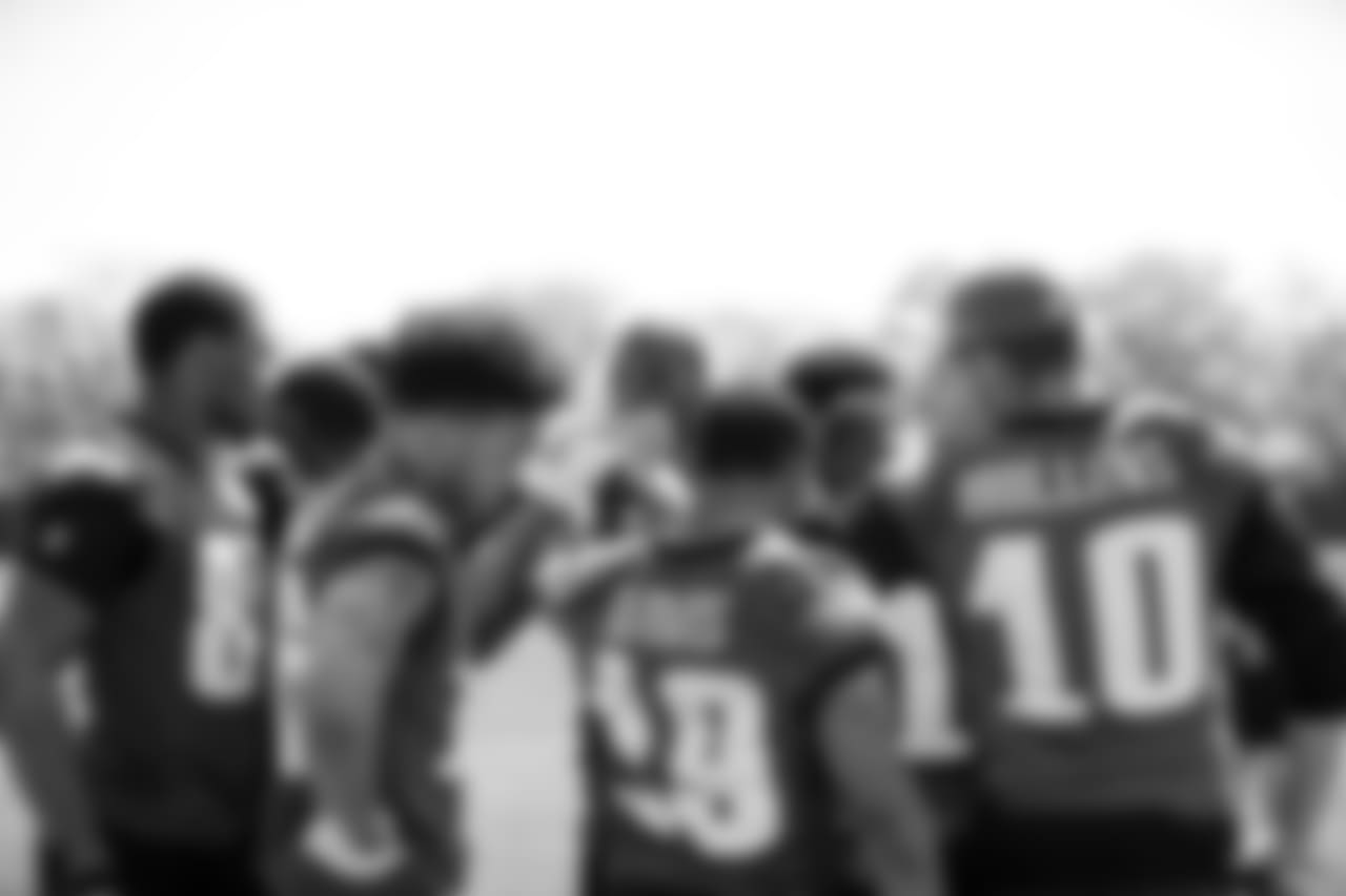 The Eagles wide receivers huddle up.
