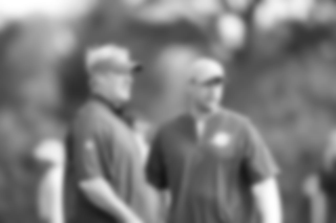 Eagles head coach Doug Pederson and Dolphins head coach Adam Gase